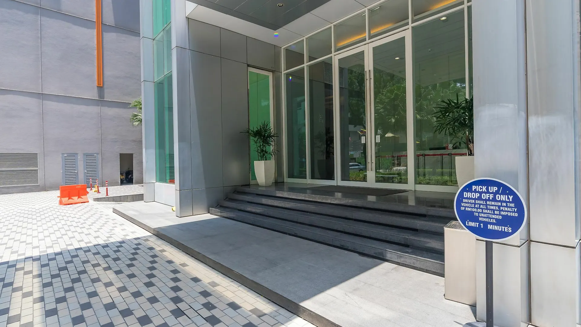 Soho Suites Klcc By Aloha